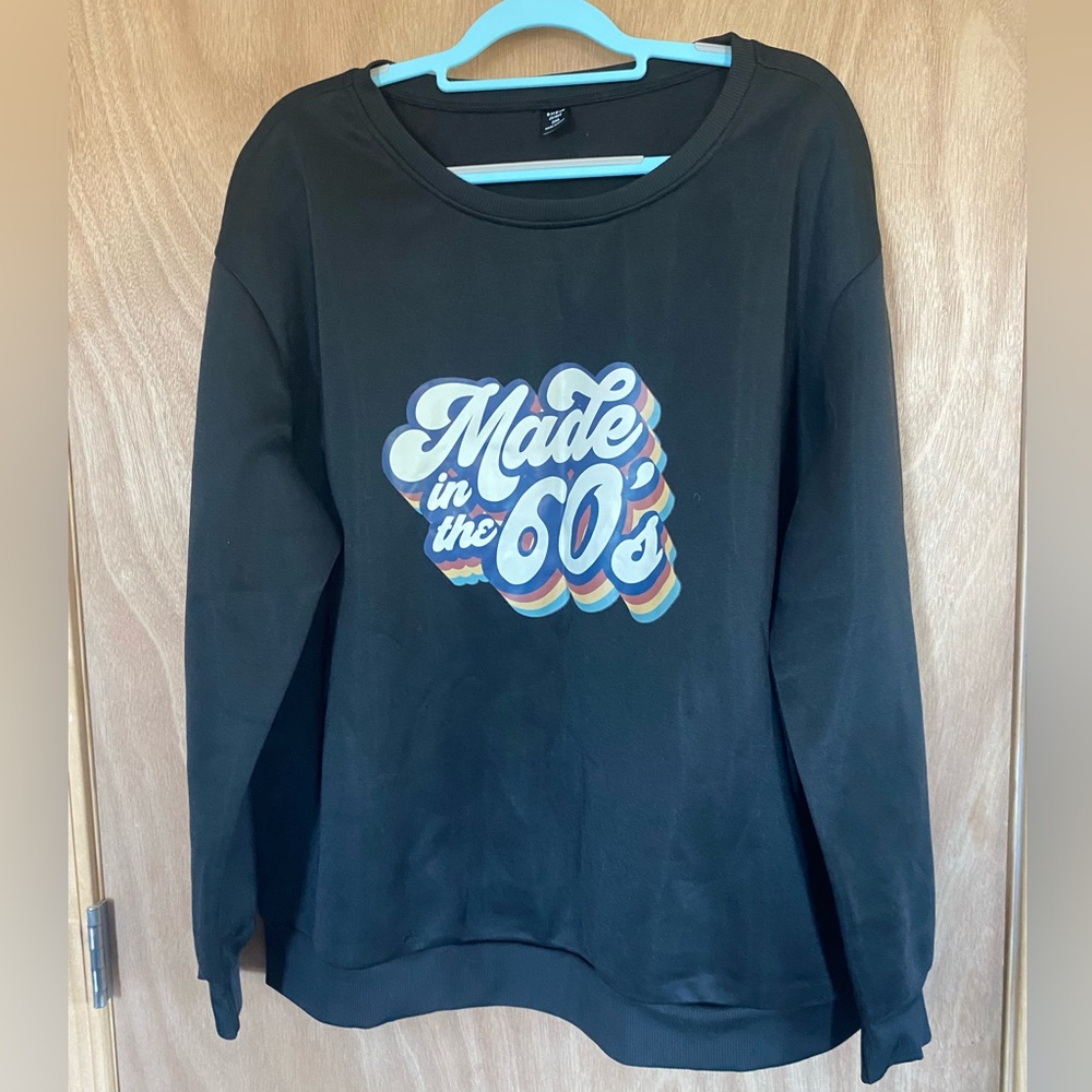 SHEIN Black Curve Sweatshirt